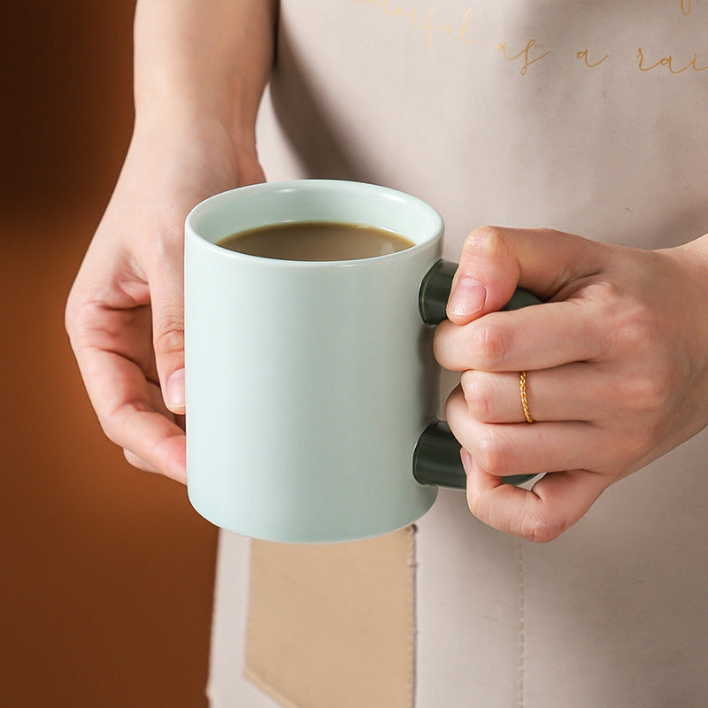 Coffee Cup with thick handle